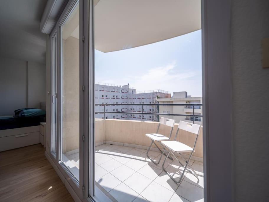 Appartement Tout Equipe Climatise Terrasse Hopital De La Timone Marseille Kültér fotó